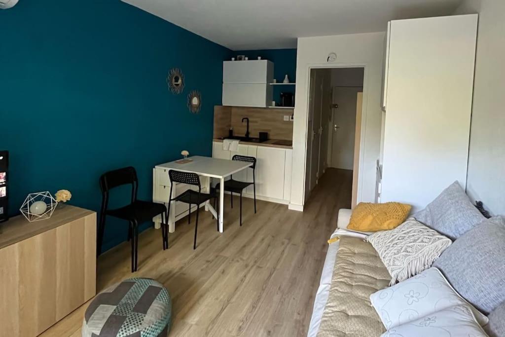 Studio Bord De Mer Boulouris A Saint Raphael Εξωτερικό φωτογραφία